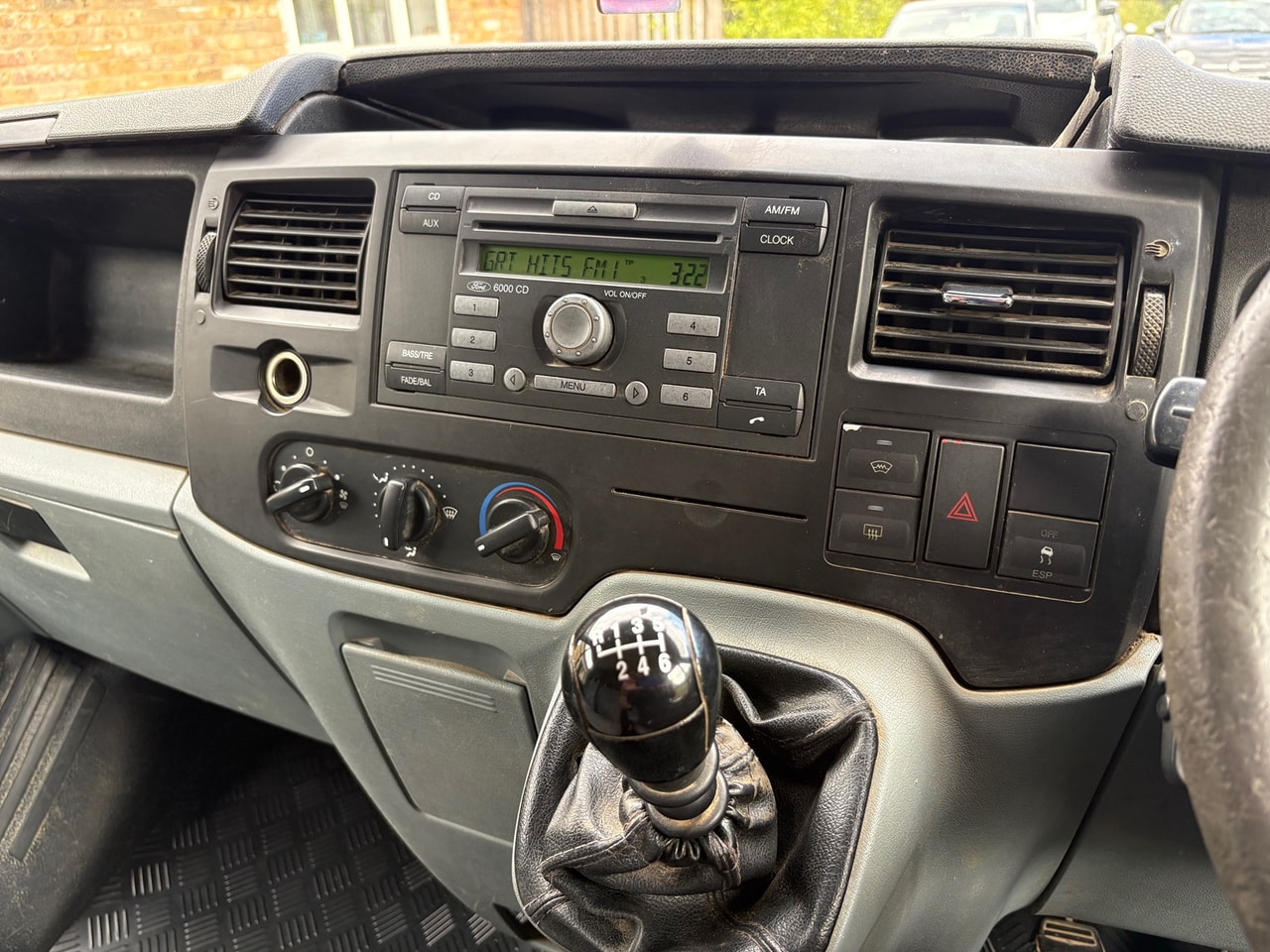 2012 FORD Transit 2.2TDCi 100PS 260 SWB Low Roof FWD - Picture 11 of 16