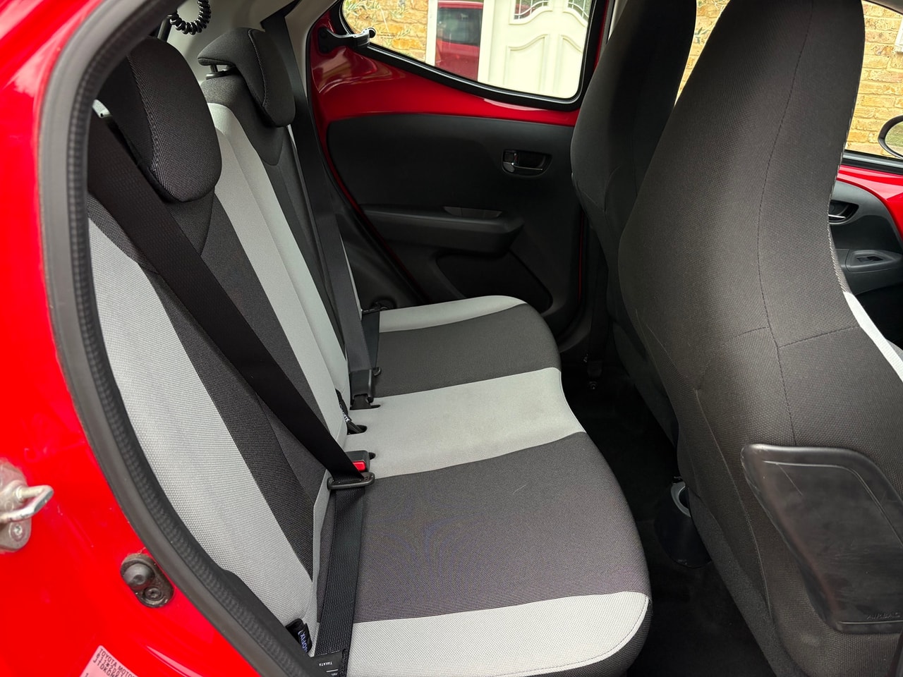 2016 TOYOTA Aygo 1.0 VVT-i x - Picture 13 of 17