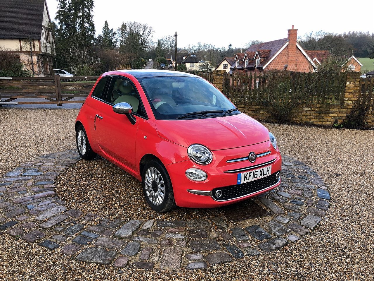 2016 FIAT 500 1.2i Lounge S/S - Picture 1 of 13