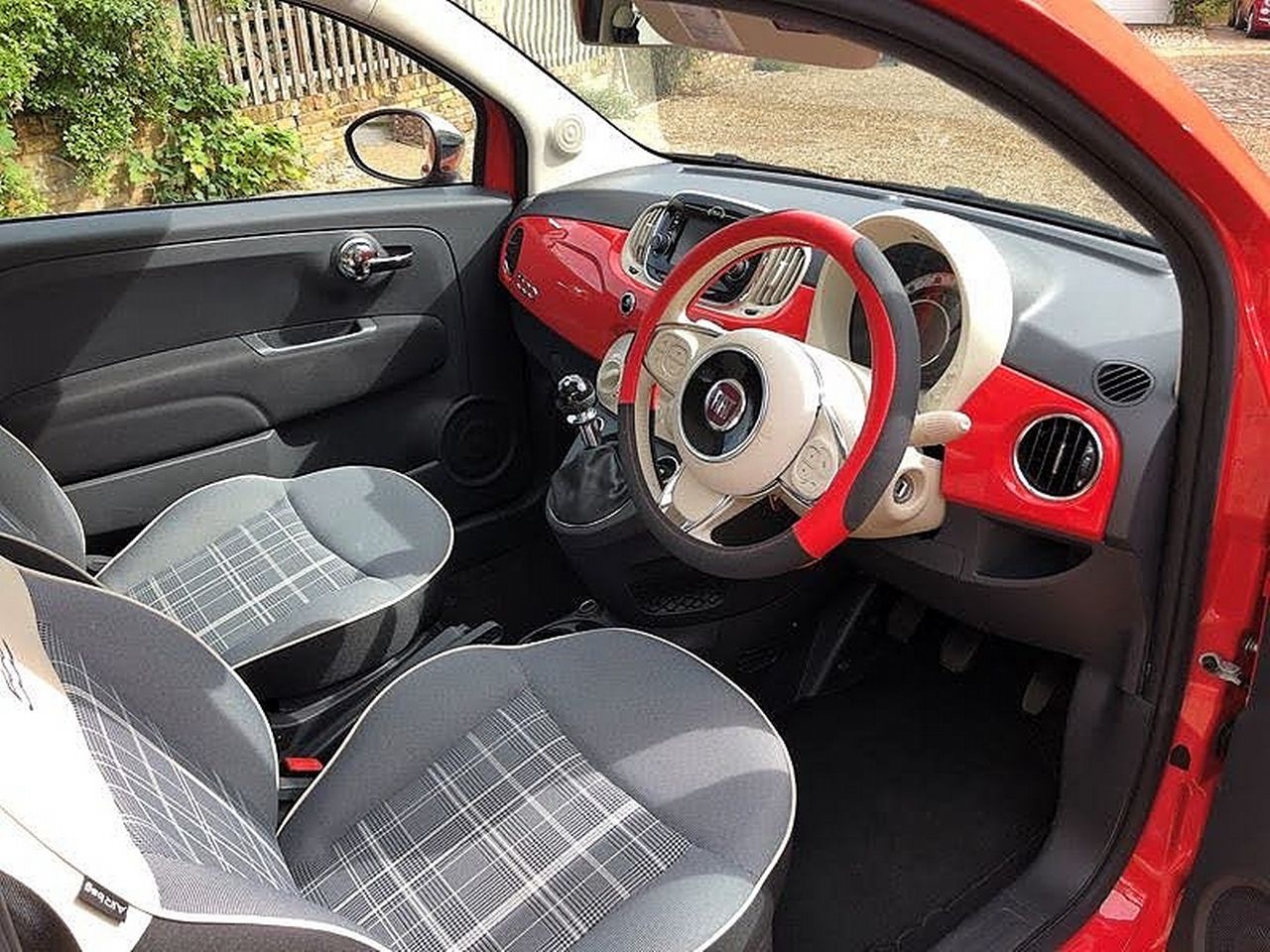 2016 FIAT 500 1.2i Lounge S/S - Picture 8 of 13