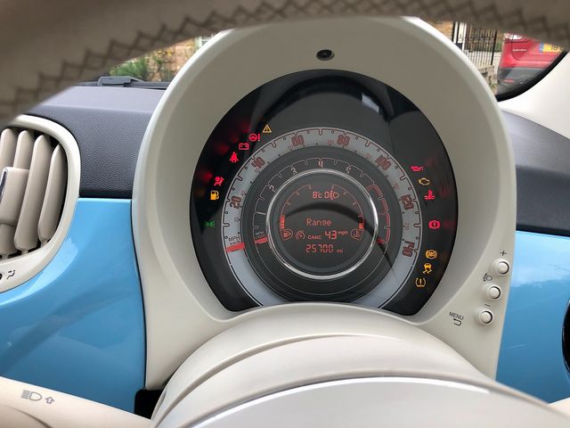 2017 FIAT 500 1.2i Lounge S/S - Picture 7 of 14