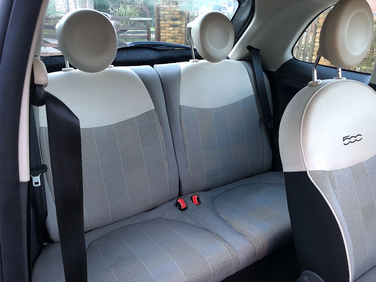 2014 FIAT 500 1.2i Lounge S/S - Picture 10 of 14