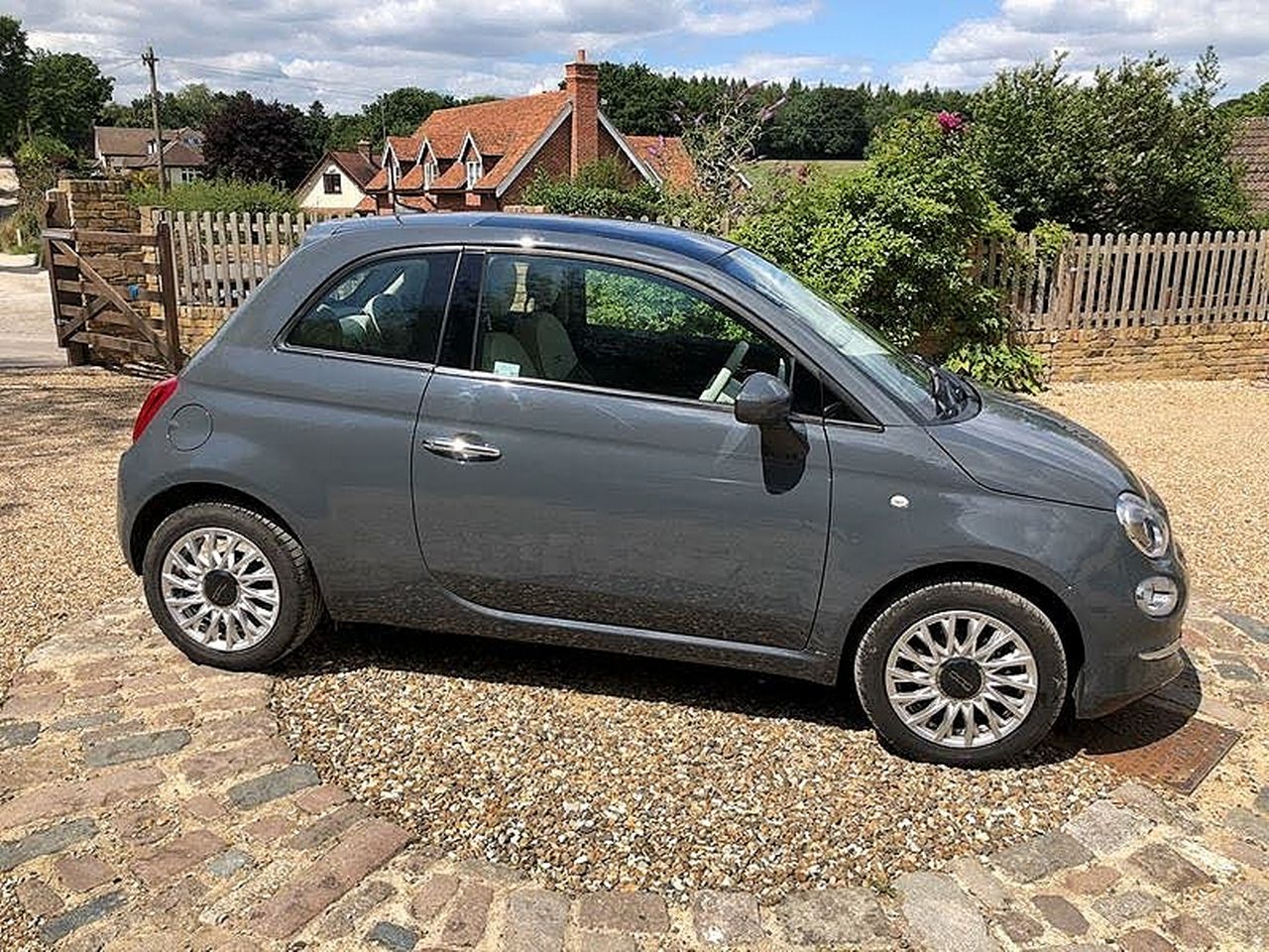2019 FIAT 500 1.2i Lounge S/S - Picture 3 of 11