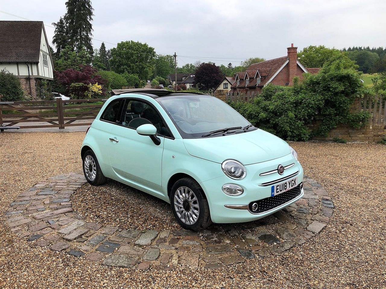 2018 FIAT 500 1.2i Lounge S/S C - Picture 1 of 14