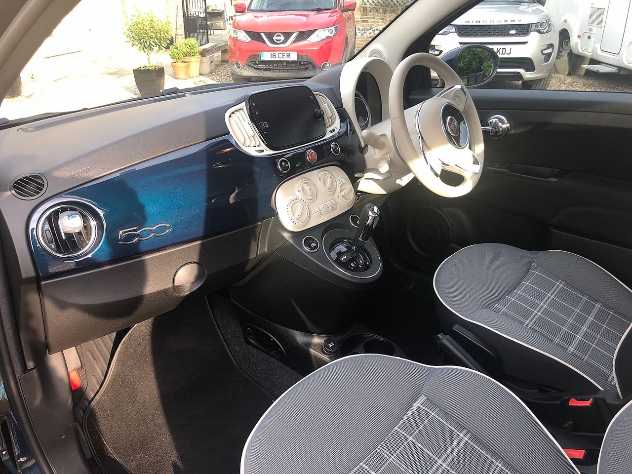 2019 FIAT 500 1.2i Lounge S/S - Picture 12 of 14
