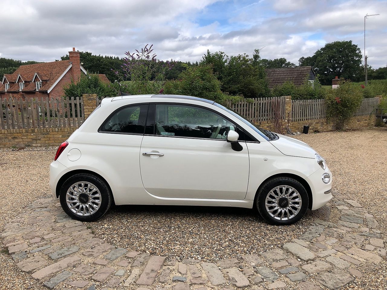 2018 FIAT 500 1.2i Lounge S/S - Picture 3 of 14