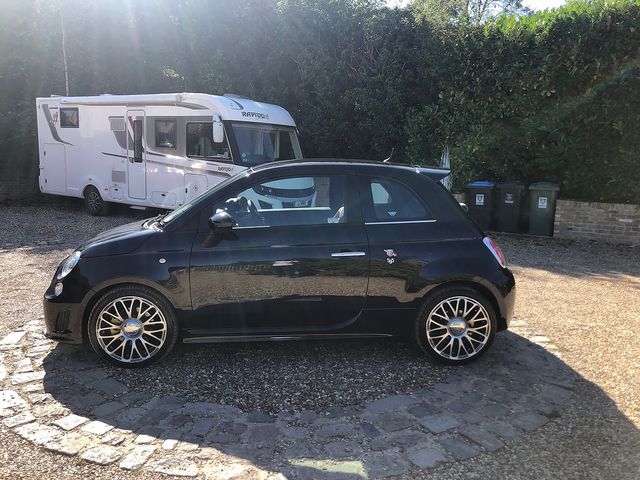 2015 ABARTH 500 1.4 16v T-Jet 595 160HP Turismo - Picture 3 of 15