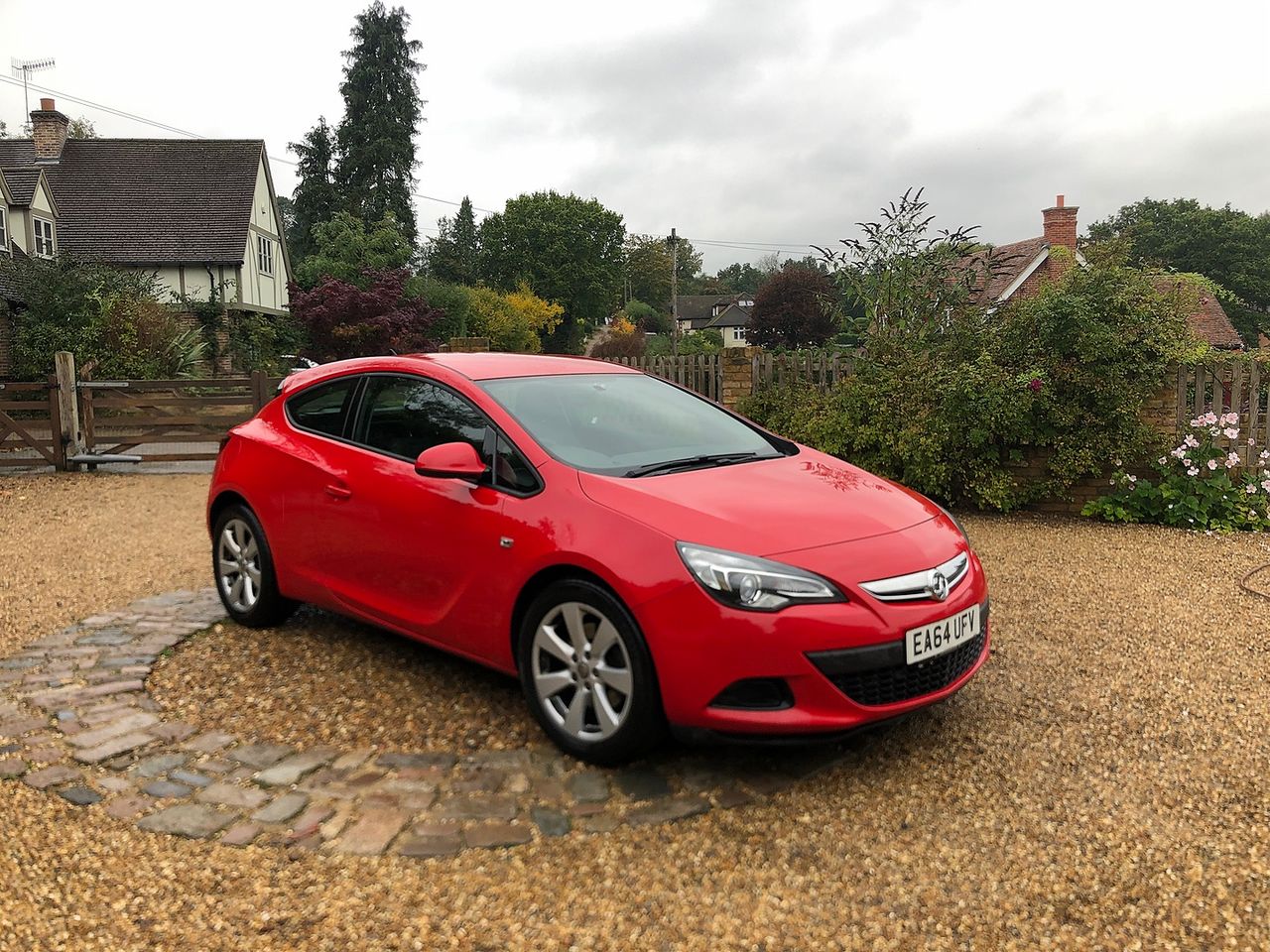 2014 VAUXHALL Astra GTC SPORT 1.4 16v Turbo 140PS auto - Picture 1 of 13