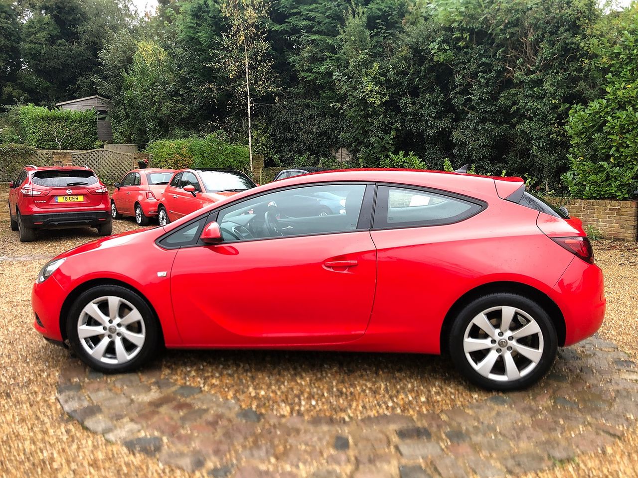 2014 VAUXHALL Astra GTC SPORT 1.4 16v Turbo 140PS auto - Picture 5 of 13
