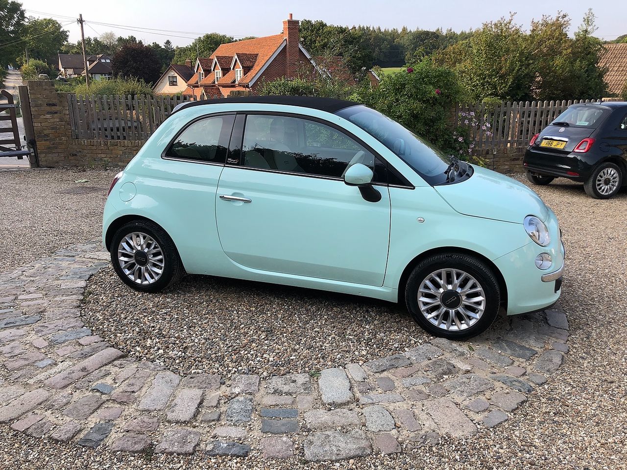 2014 FIAT 500 1.2i Lounge S/S C - Picture 3 of 11