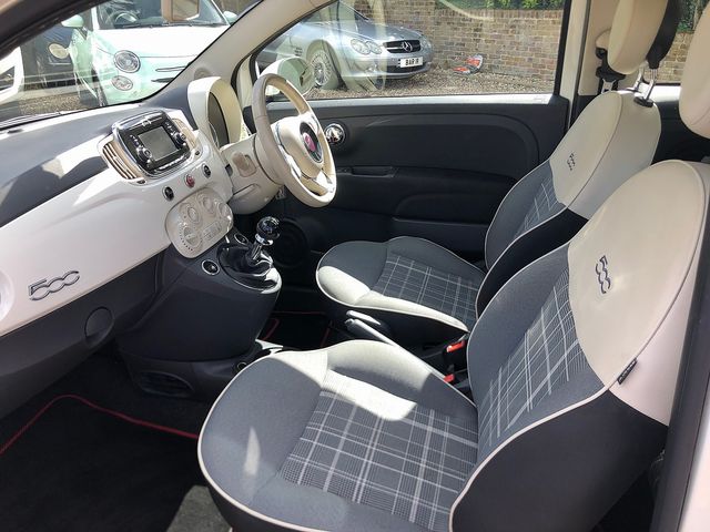 2016 FIAT 500 1.2i Lounge S/S - Picture 10 of 13